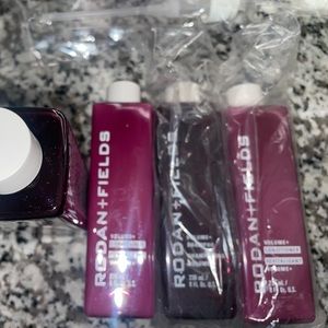 Brand new great condition n hair shampoo